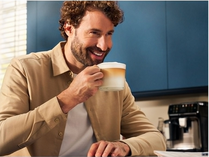 Philips Serie 5500 Macchina da caffè automatica EP554970